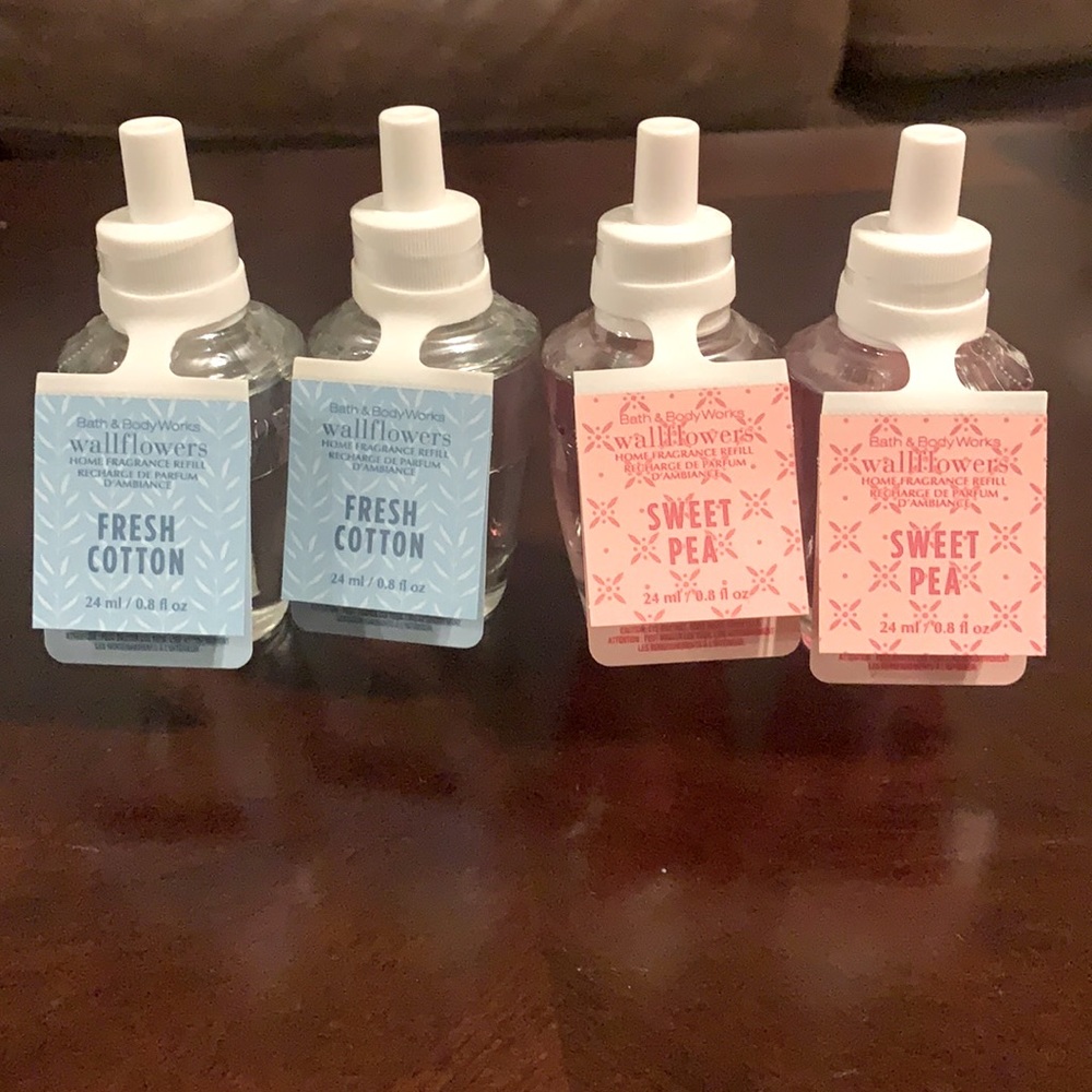 NEW - Bath and Body Works Wallflower set
